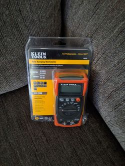 Klein Multimeter MM 200   600V