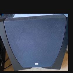 JBL SUB 550P 10-inch Subwoofer with Built-in 300-Watt Amplifier, Black