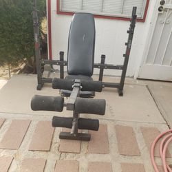 Weight bench 