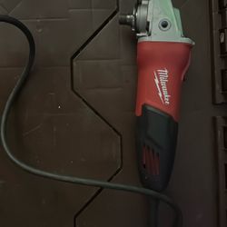 Milwaukee Grinder