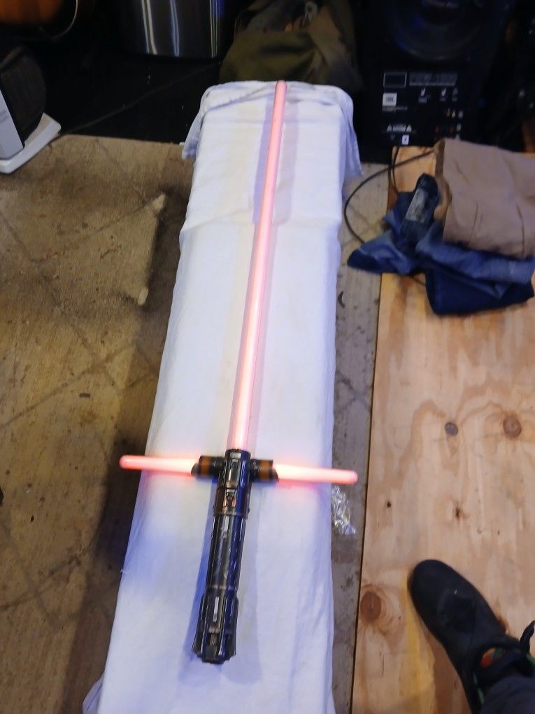 Star wars Crops Hasbro props or stores black series kylo ren force f.X deluxe lightsaber