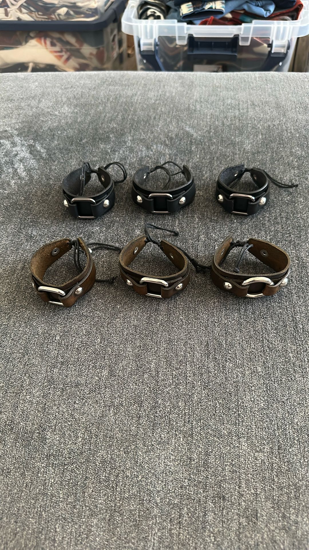 Adjustable leather bracelet with belt design