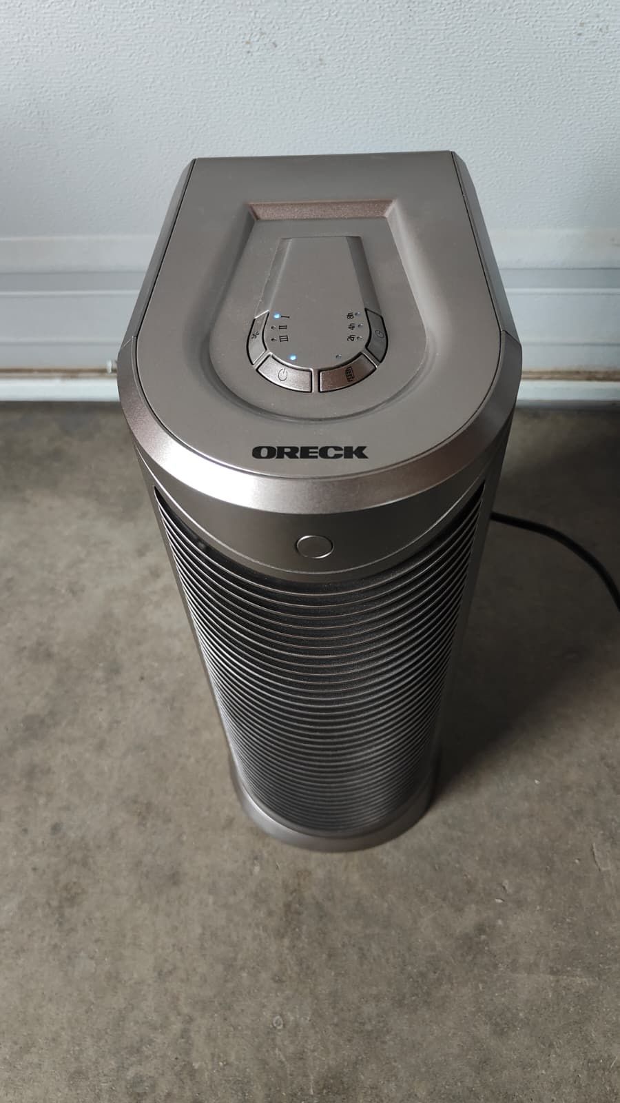 Oreck WK17004QPC HEPA 3-Speed Air Purifier Air Filter Tower