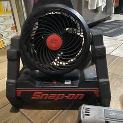 Snap-ON Adjustable 3 Speed Fan 