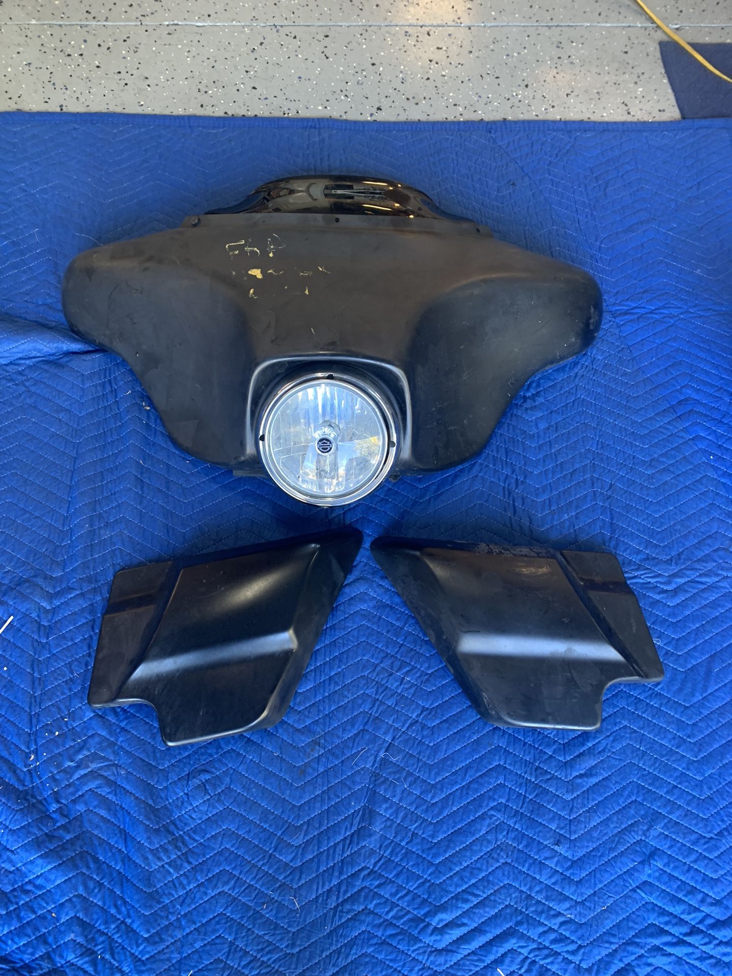 Batwing Windshield Side Covers