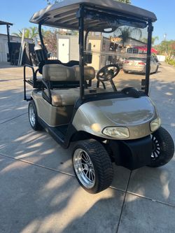 Golf cart