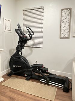 Not free-Look In description SOLE E95 Elliptical – Great Condition
