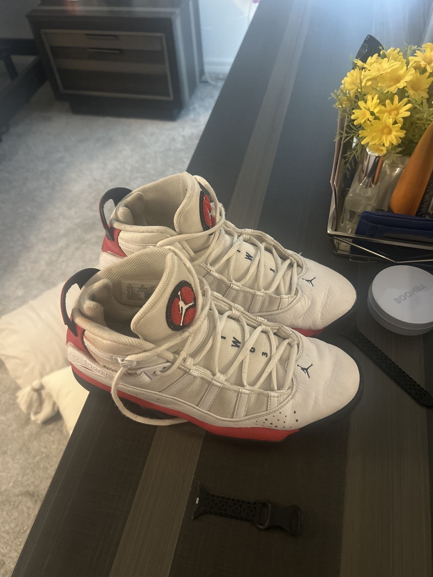 Jordan Jumpman Team 1 (Men’s Size 10.5) – Classic White/Black/Red – Used