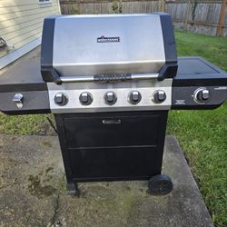 Gas grill with  gas propane cylinder 
