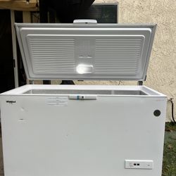 Fridge N Freezer Whirlpool