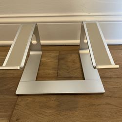 Laptop Stand / Riser