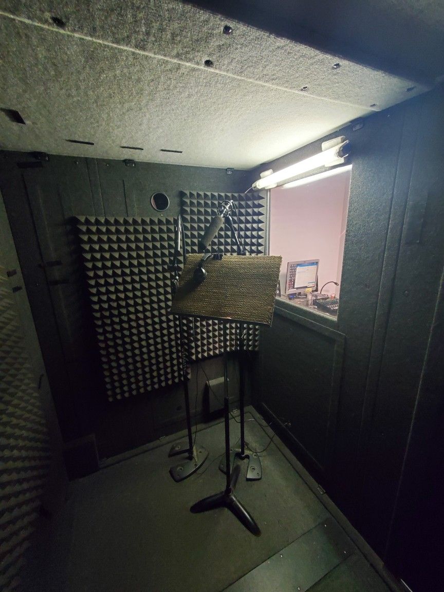 Vocal/Recording Booth (Whisper Room) for Sale in Los Angeles, CA OfferUp