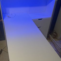I sell a table for any use