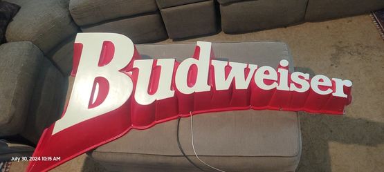 RARE Vintage Budweiser Large 3D sign (60x30x10) Fully Operational