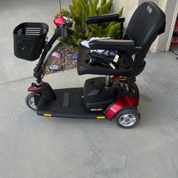 GoGo Elite Traveler Scooter 
