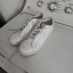 Nike Shoes Size 11