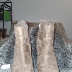 Wedged Boots