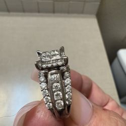 Beautiful 5k Cocktail Ring All Natural Diamonds 