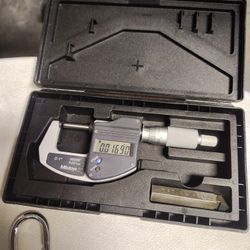 Digital Micrometer