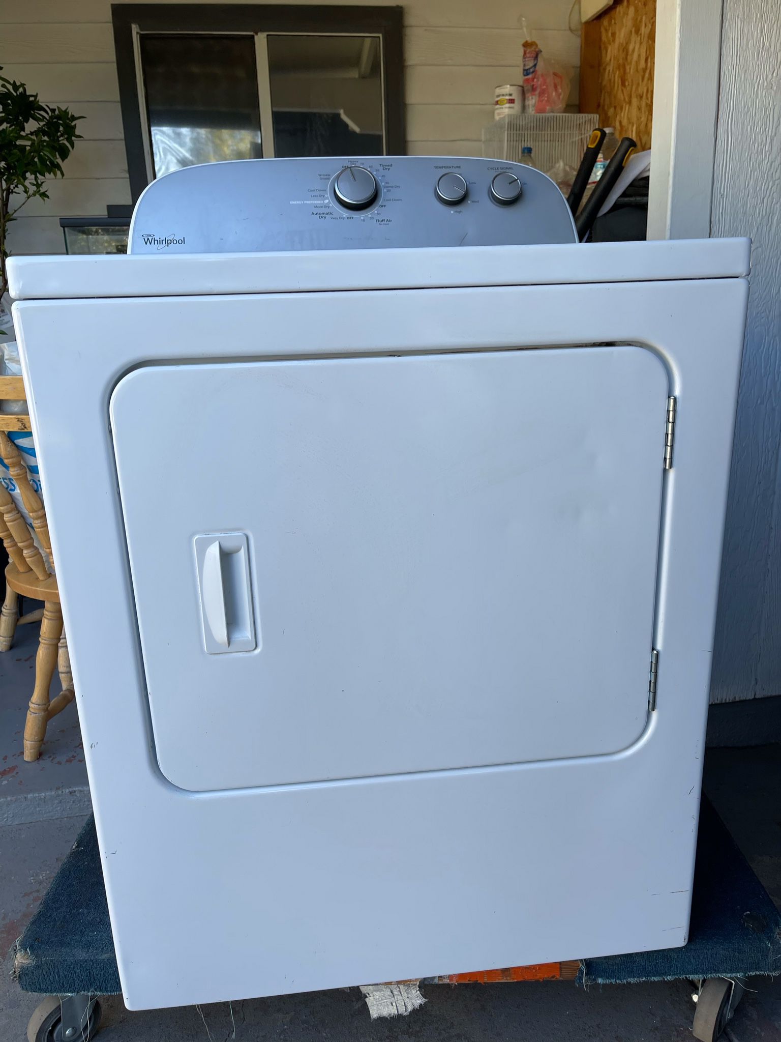 Whirlpool Electric Dryer - Large 