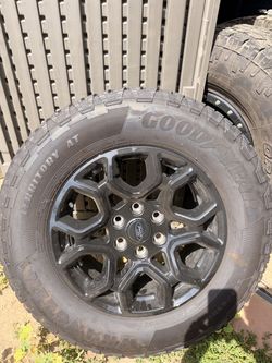 Ford F150 Rims and Tires
