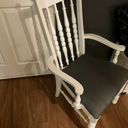 Accent Chair 