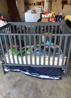 Crib with mattress