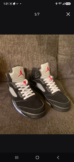 Black  metallic jordan   size 12