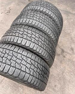 225 55 18 Falken I'm selling this set of tires with 80% life left on all 4