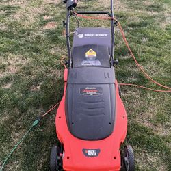 Black & Decker 18" Electric "LAWNHOG" Mulching Mower