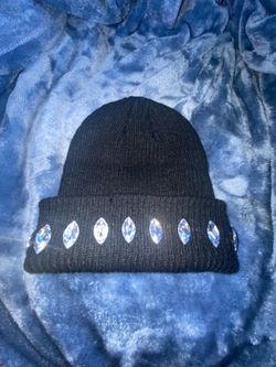 Nice new. Neva been worn beanie.