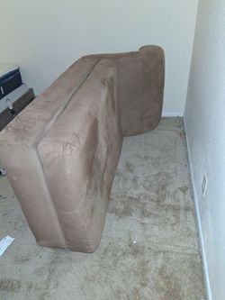 Chase Lounge Chair