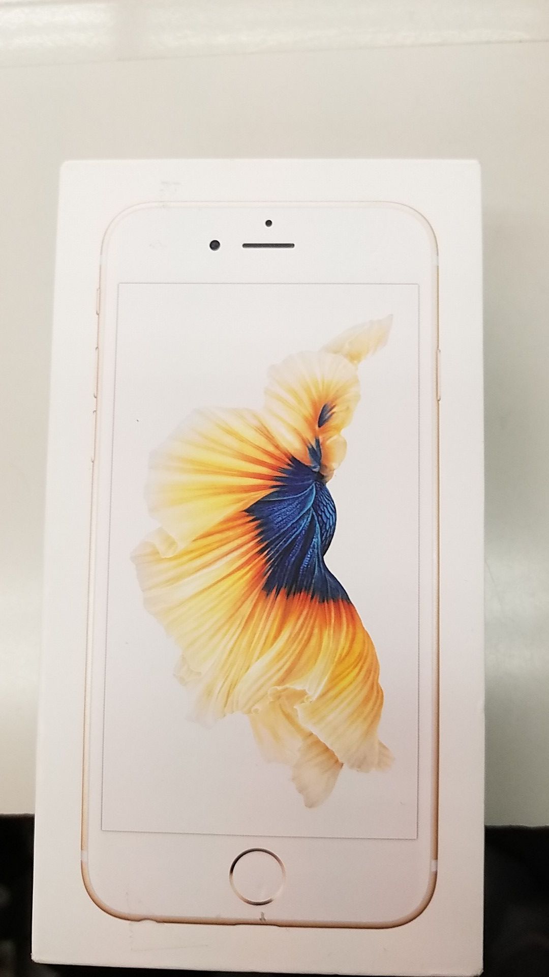 Apple iPhone 6s unlocked silver 32gb in the box