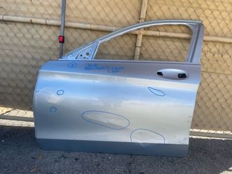 2015-2021 MERCEDES C-CLASS C300LEFT DRIVER SIDE FRONT DOOR OEM
