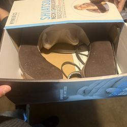 Homedic Shiatsu Neck Should Massager W/ Heat