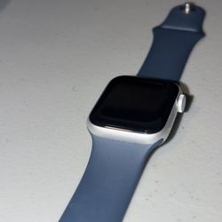 Apple Watch SE 2nd Generation 40mm (Used)