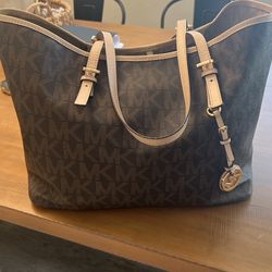 Michael Kors Tote