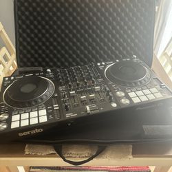 PIONEER SRT-1000  CONTROLLER- WITH A CASE - WITH A GREAT CASE
