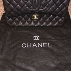 New purse. Perfect for Valentine’s Day ❤️