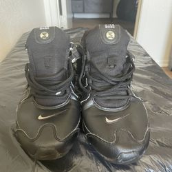 Nike Men Shox Shoes