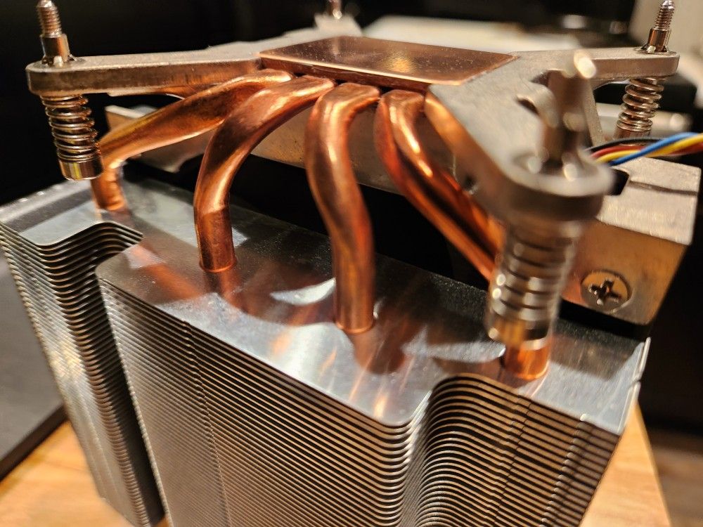 Intel i5/i7/i9/i3 etc. Heatsink And Fan Socket LGA 1700