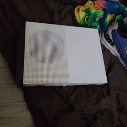 Xbox One With Accessories.