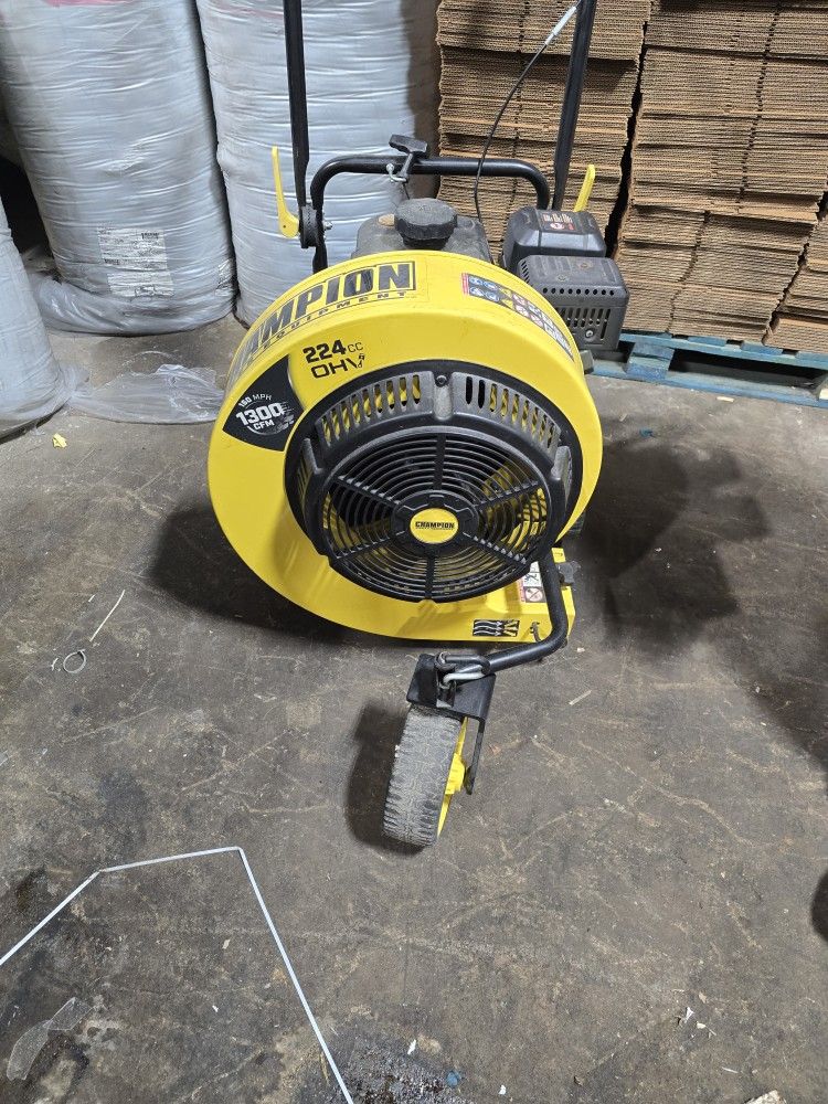 Champion 224cc Walk-Behind Leaf Blower
