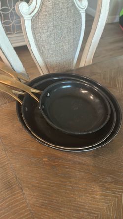 Cooking pans