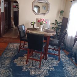 Dinning Table 