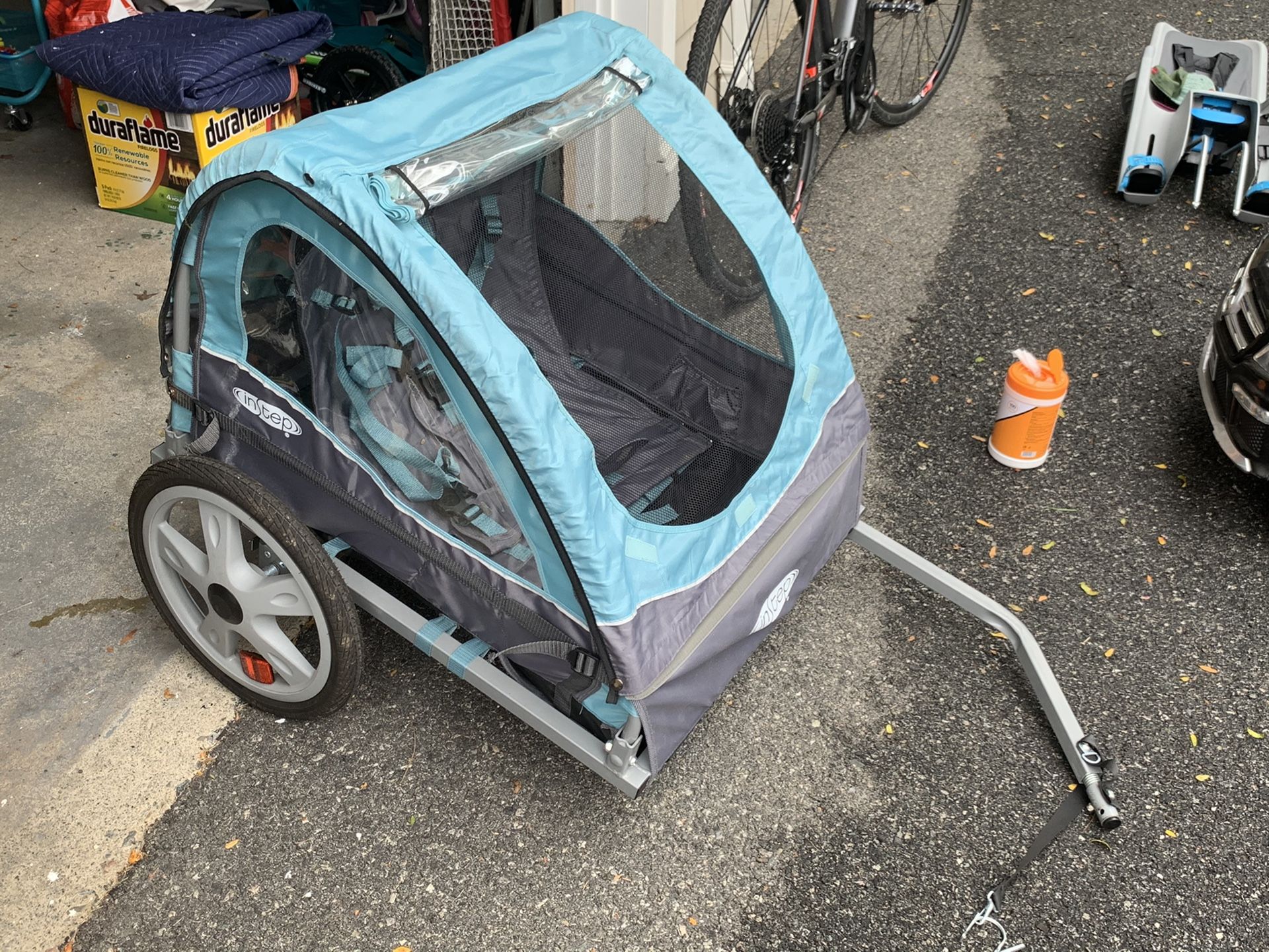 InStep two child bike trailer