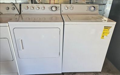 GE Washer and Dryer Set