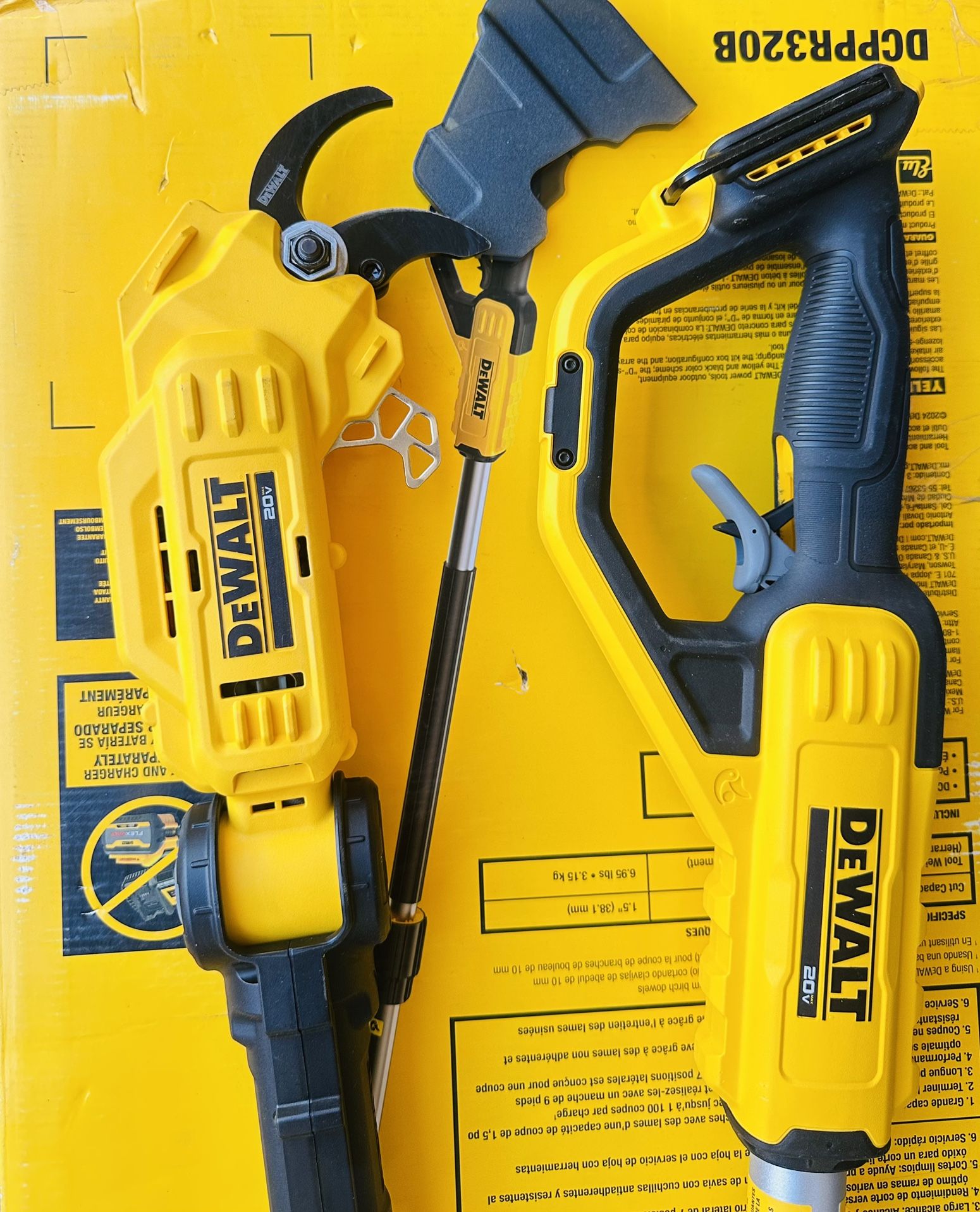 DEWALT 20V MAX Cordless Battery Powered Pole Pruner (Tool Only)