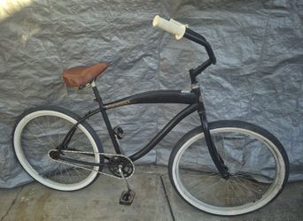 26" Diamondback Beach Cruiser