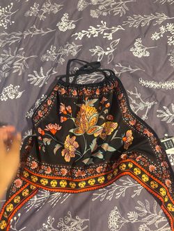 SHEIN Boho Floral Paisley Bandana Scarf Halter Top - Size Small (4)